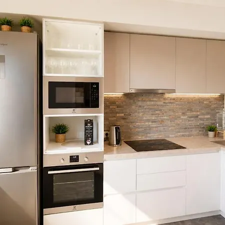 2 Bedroom Apartment, 15 Min From The Old Town ! Reval